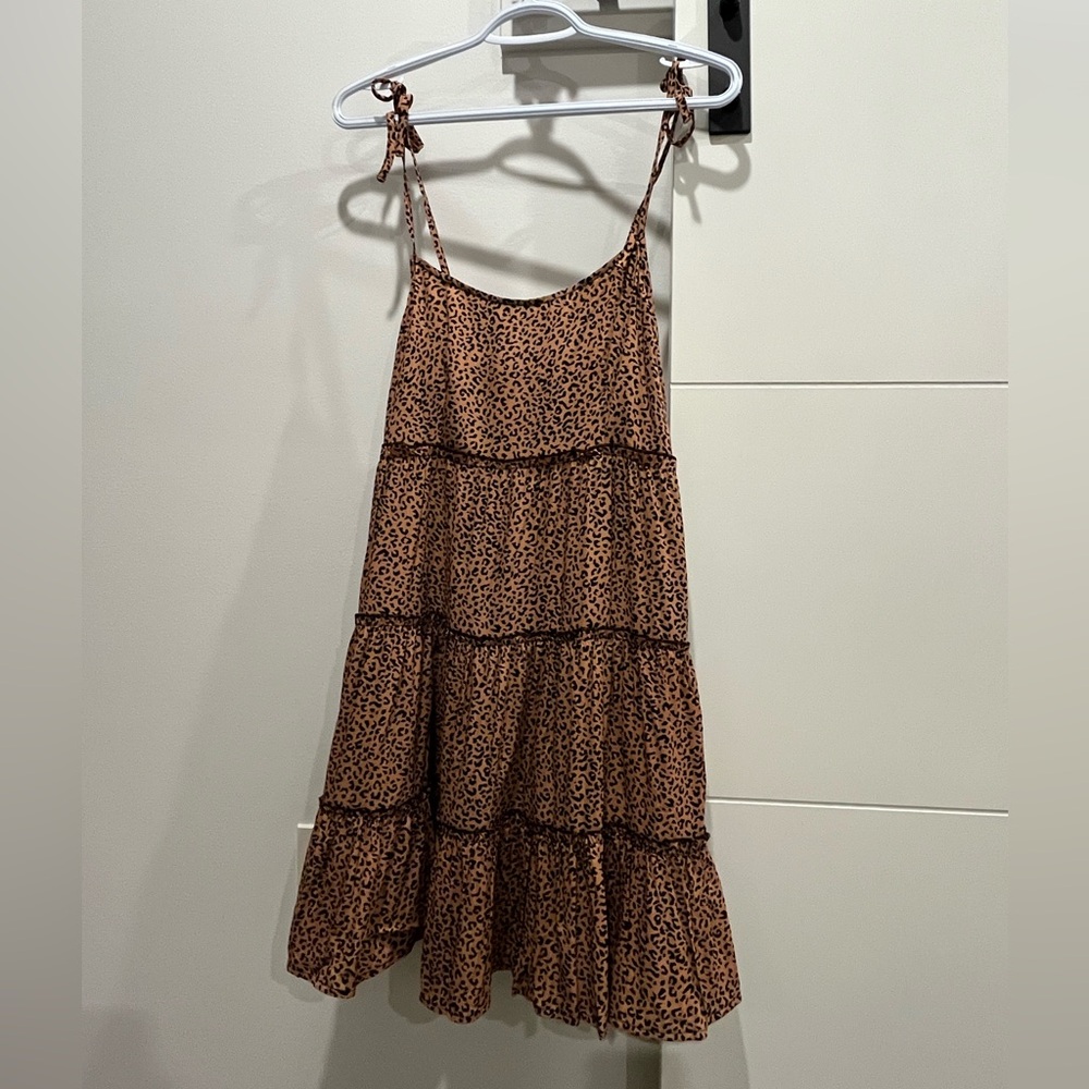 Leopard Print Tiered Dress - Picture 6 of 9